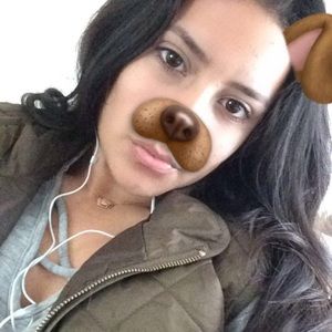 Meet your Posher, Noelia