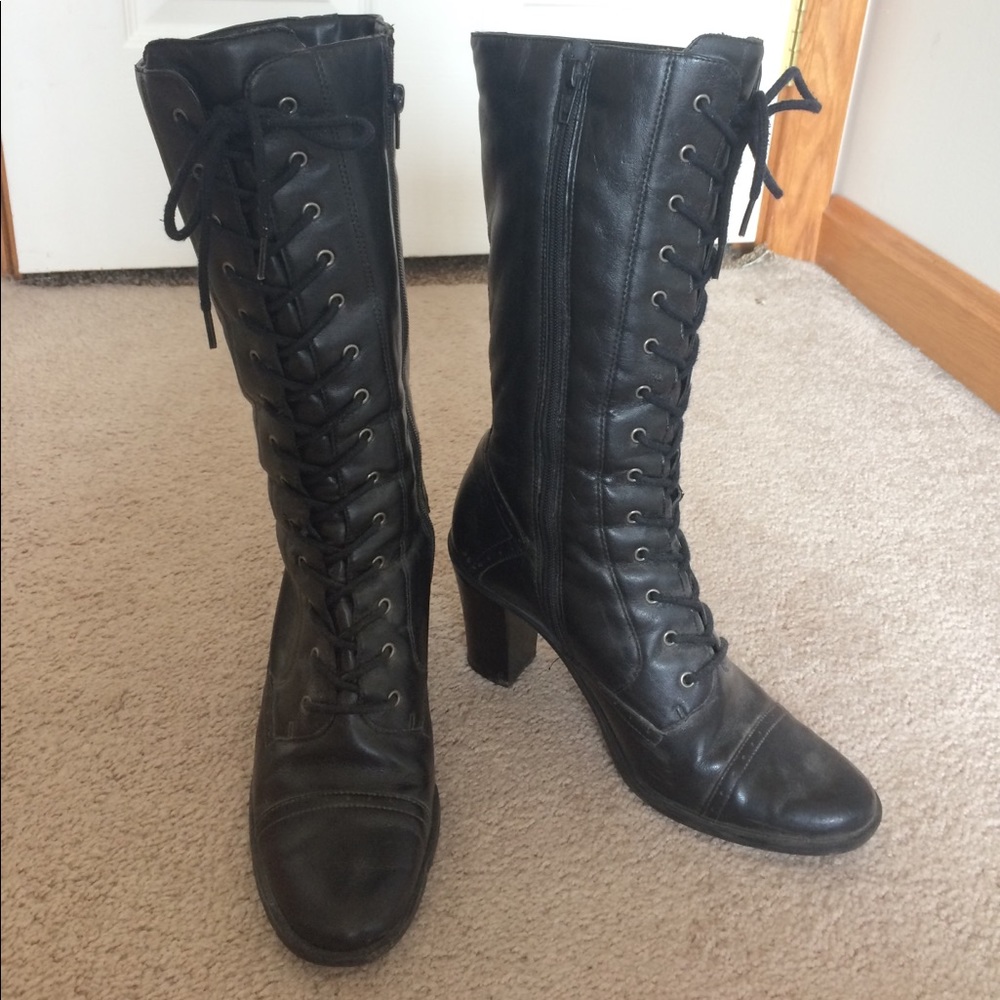 Black Naturalizer Knee-High heeled boots - Size 8M