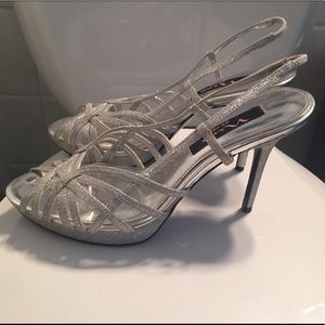Nina NEW YORK Silver Sparkley Heels