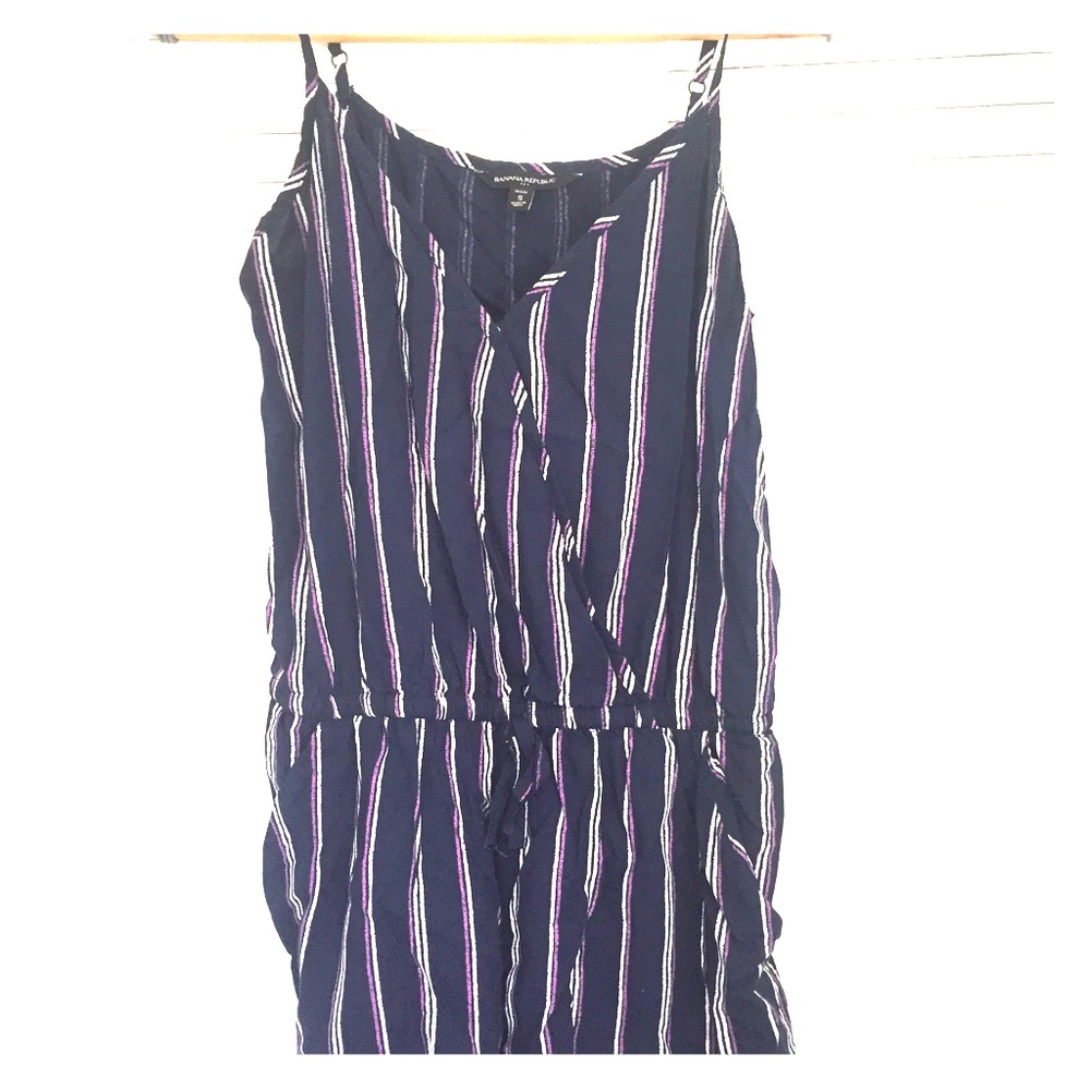 3/$15  Banana Republic Romper