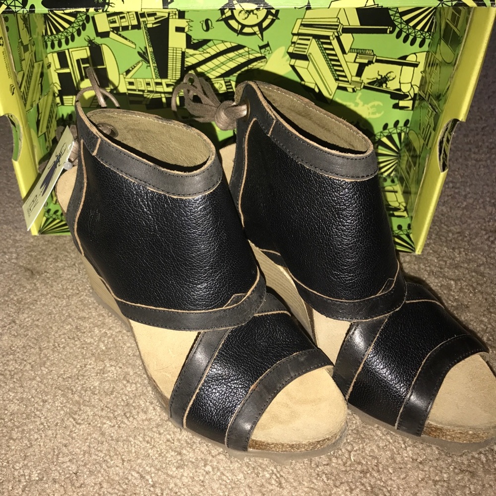 Wedge Fly London open toed bootie!