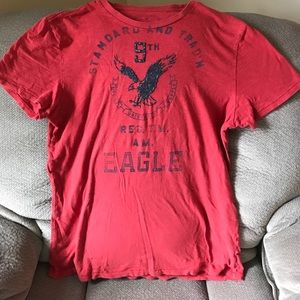 Athletic fit men's tshirt