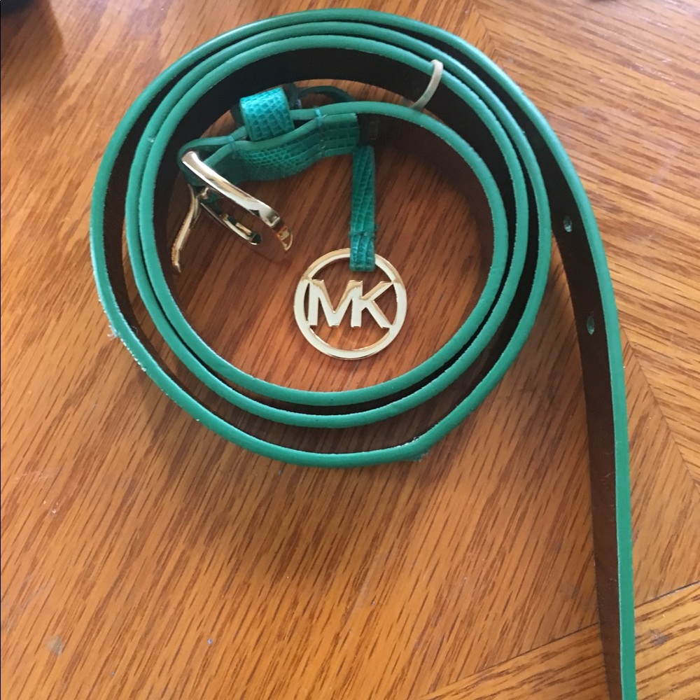 Michael Kors Green Snakeskin belt