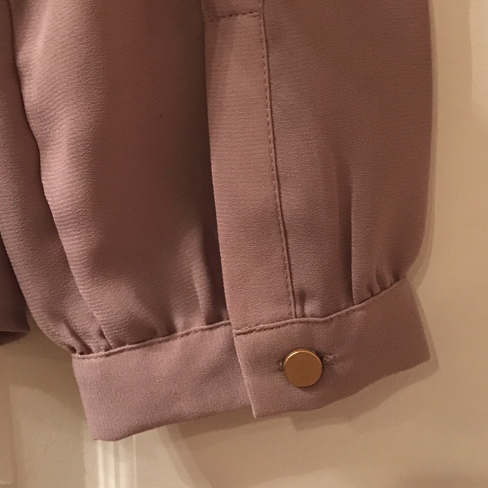 LOFT Shirt - Picture 4 of 5
