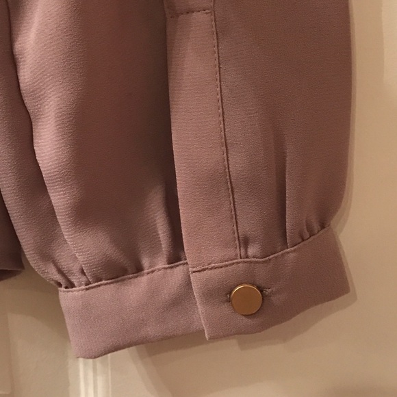 LOFT Shirt - Picture 4 of 5