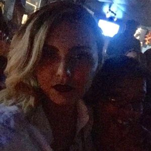 Meet your Posher, Alexandra