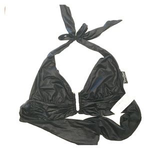 Beach Bunny black bikini top!