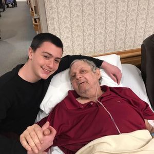 Meet your Posher, Luis