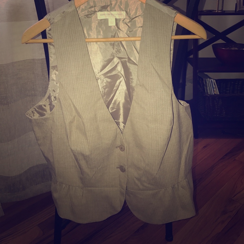 New York & Company Women's Vest