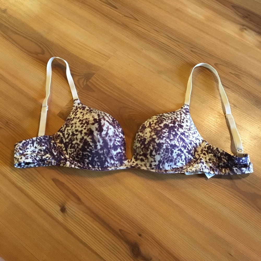 Wireless push-up bra