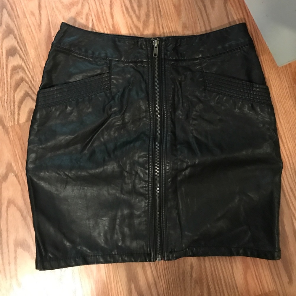 Leather skirt