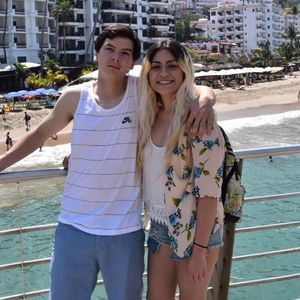 Meet your Posher, Avery