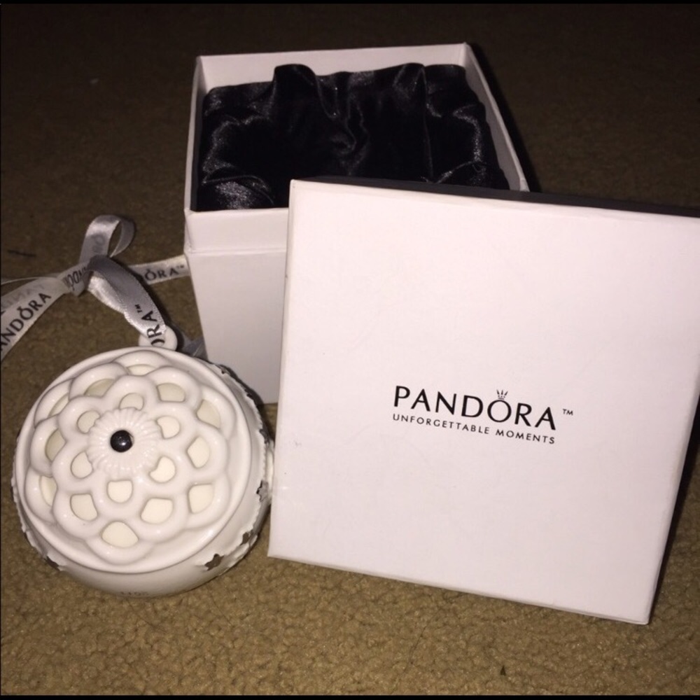 Pandora Christmas Ornament 2011