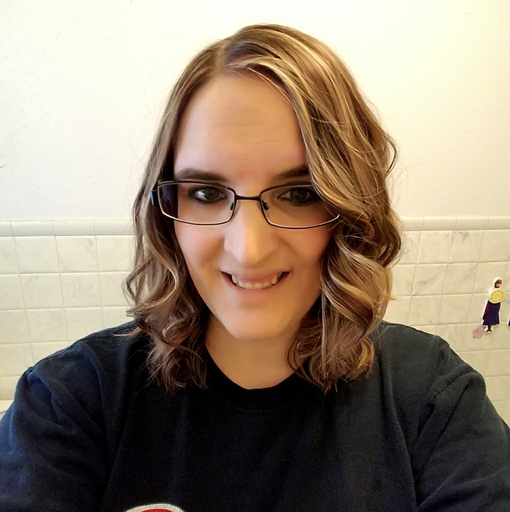Meet your Posher, Ashley