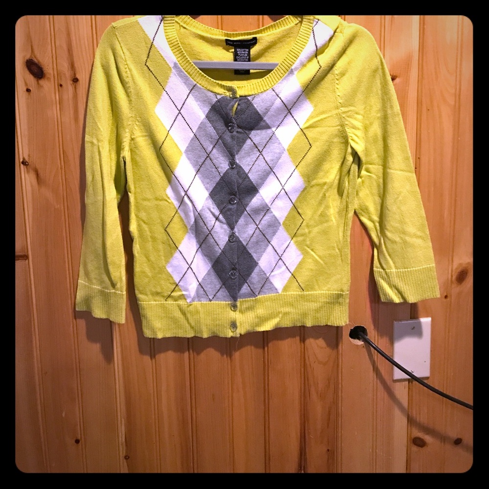 New York and company lime green cardigan