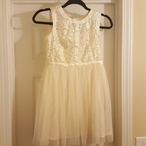 Girls Size 14 Flower Girl or Party Dress