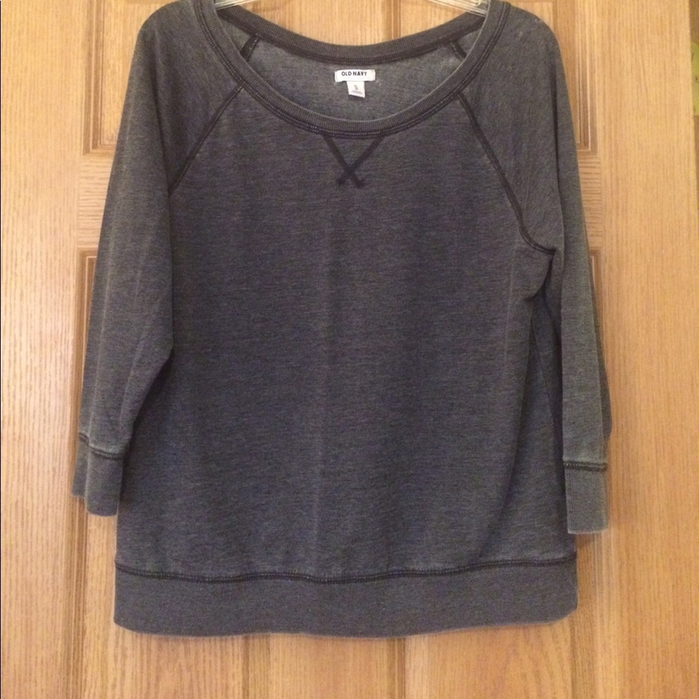 XL Old Navy gray three quarter sleeve sweatshirt