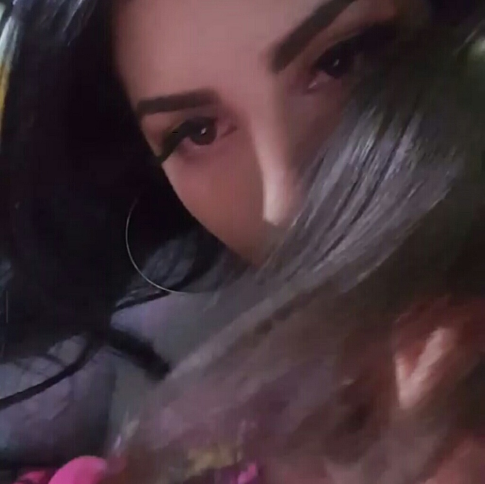 Meet your Posher, Karina