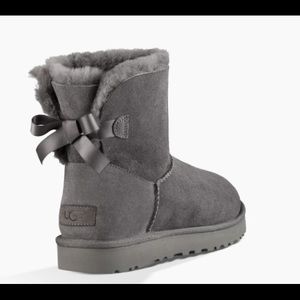 UGG bailey Bow II
