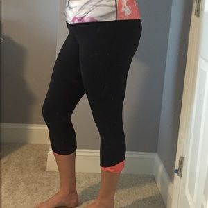 Lululemon ruffled capris