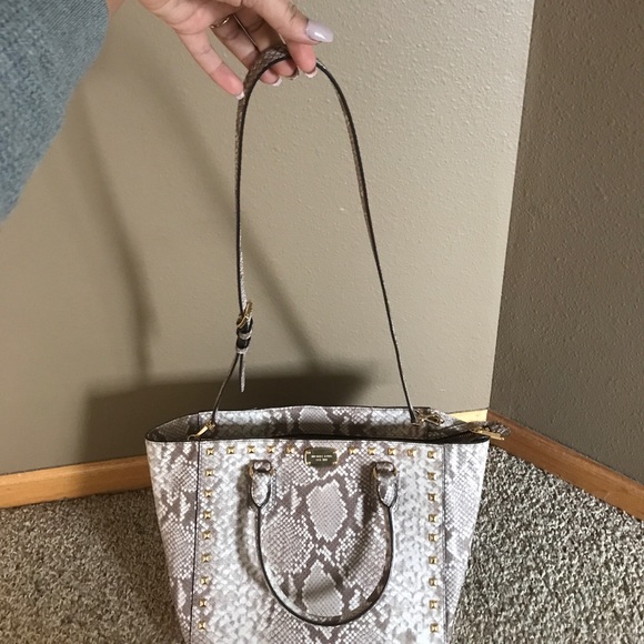 ❌SOLD❌ Rare Michael Kors Snake Skin Print Bag - Picture 5 of 5