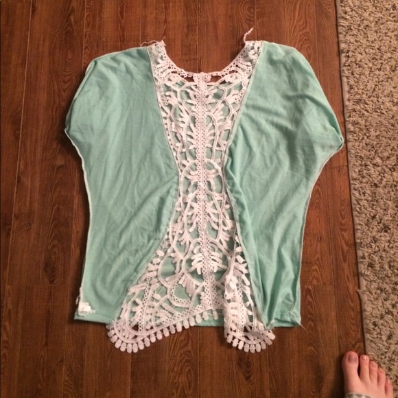 Blouse - Picture 2 of 2