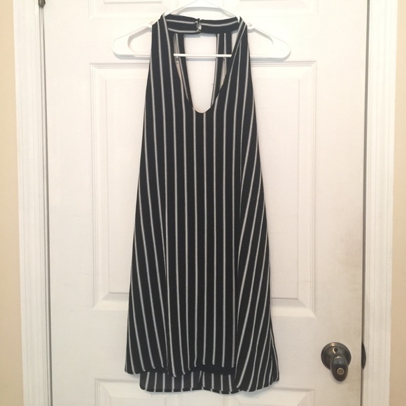 PacSun Dresses & Skirts - PacSun stripped dress