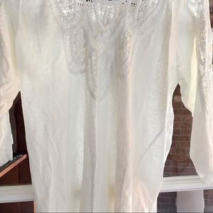 3/4 Linen/cotton and lace top from Ron Jon's