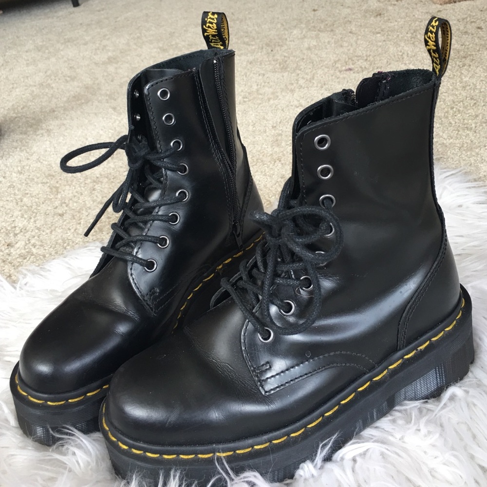 Dr. Martens Jadon Boot