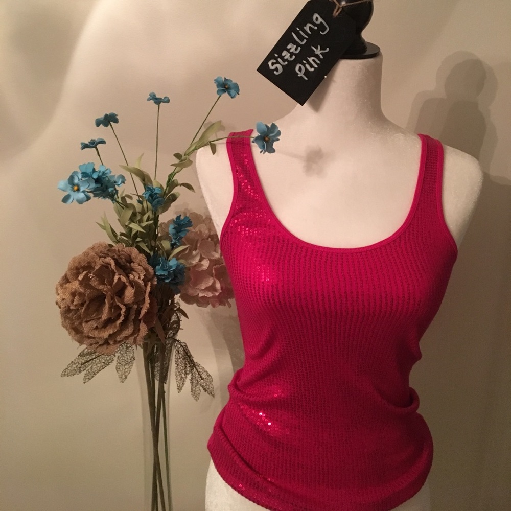 ☀️SOLD - NWOT. Beautiful hot pink sequin tank.