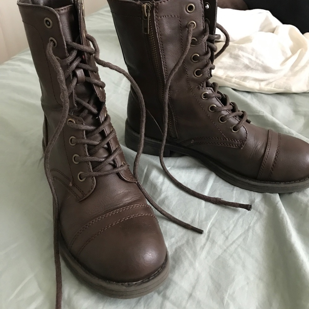 Women's Combat Boots Size 7
