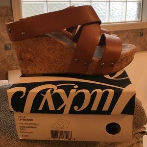 Lucky Brand Wedge Sandal