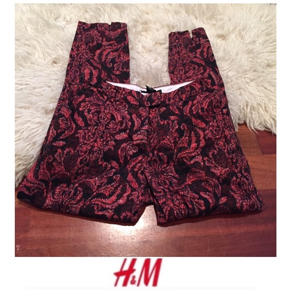 H&M Pants - H&M Black & Red Print Skinny Crop Pants