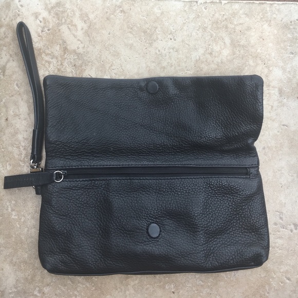 Kenneth Cole Reaction black Leather Clutch - Picture 2 of 6