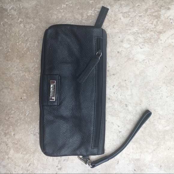 Kenneth Cole Reaction black Leather Clutch - Picture 4 of 6