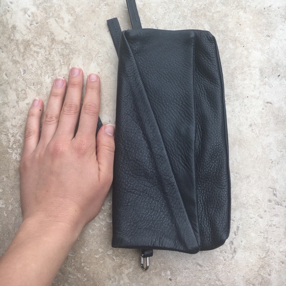 Kenneth Cole Reaction black Leather Clutch - Picture 5 of 6