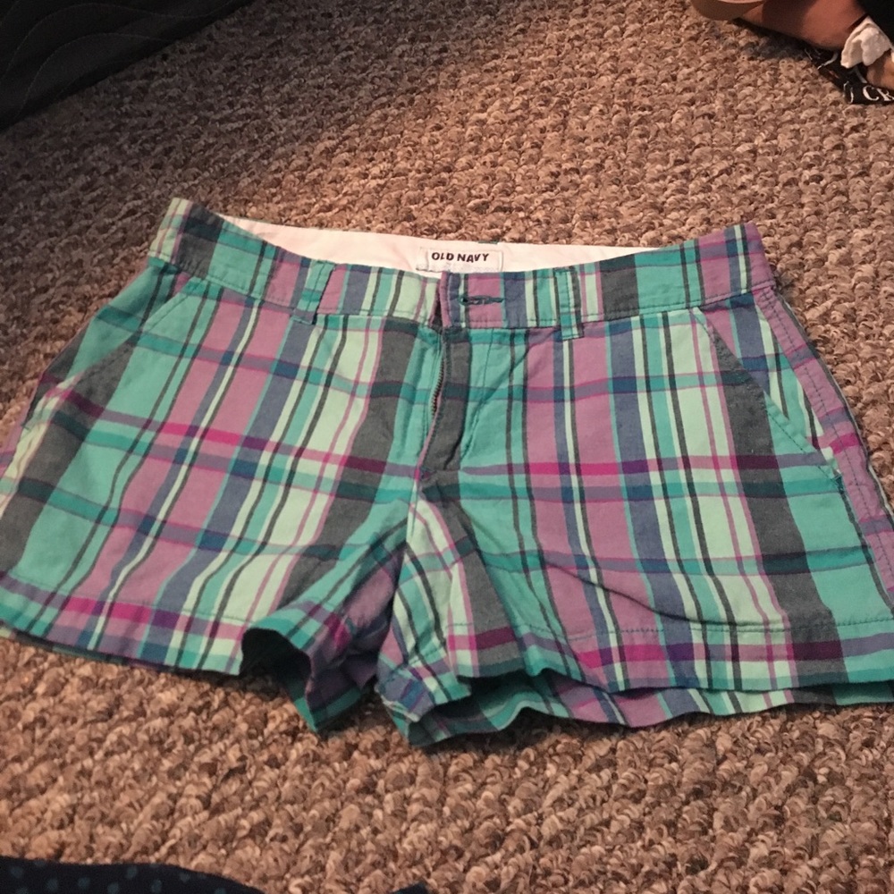 Old Navy shorts size 4