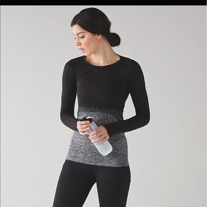Lululemon swiftly tech crew shirt 2 wht/blk