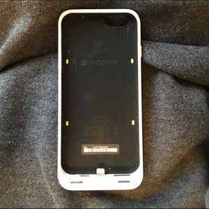 Mophie white case