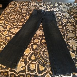 American Eagle jean trousers. Size 6 long.