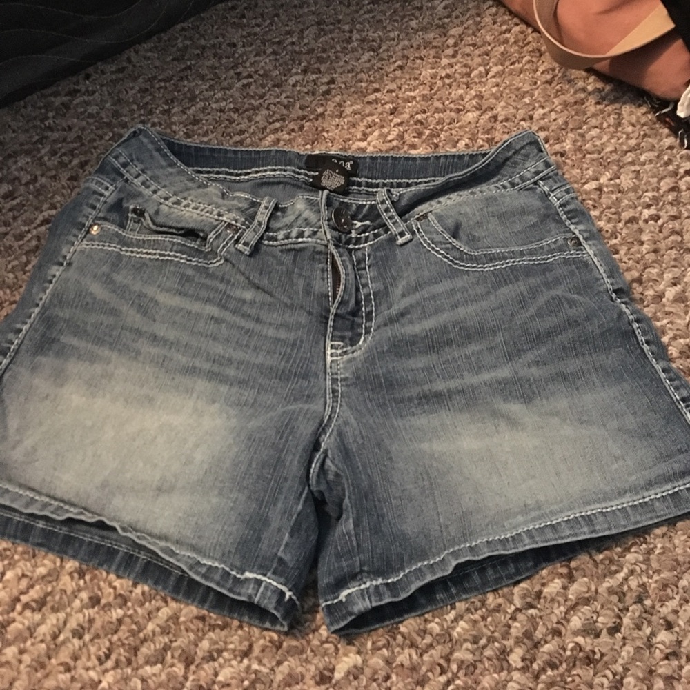 a.n.a. shorts - size 6