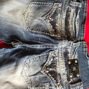 Miss me jeans.  Like new!