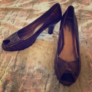 Candie's peep toe heel