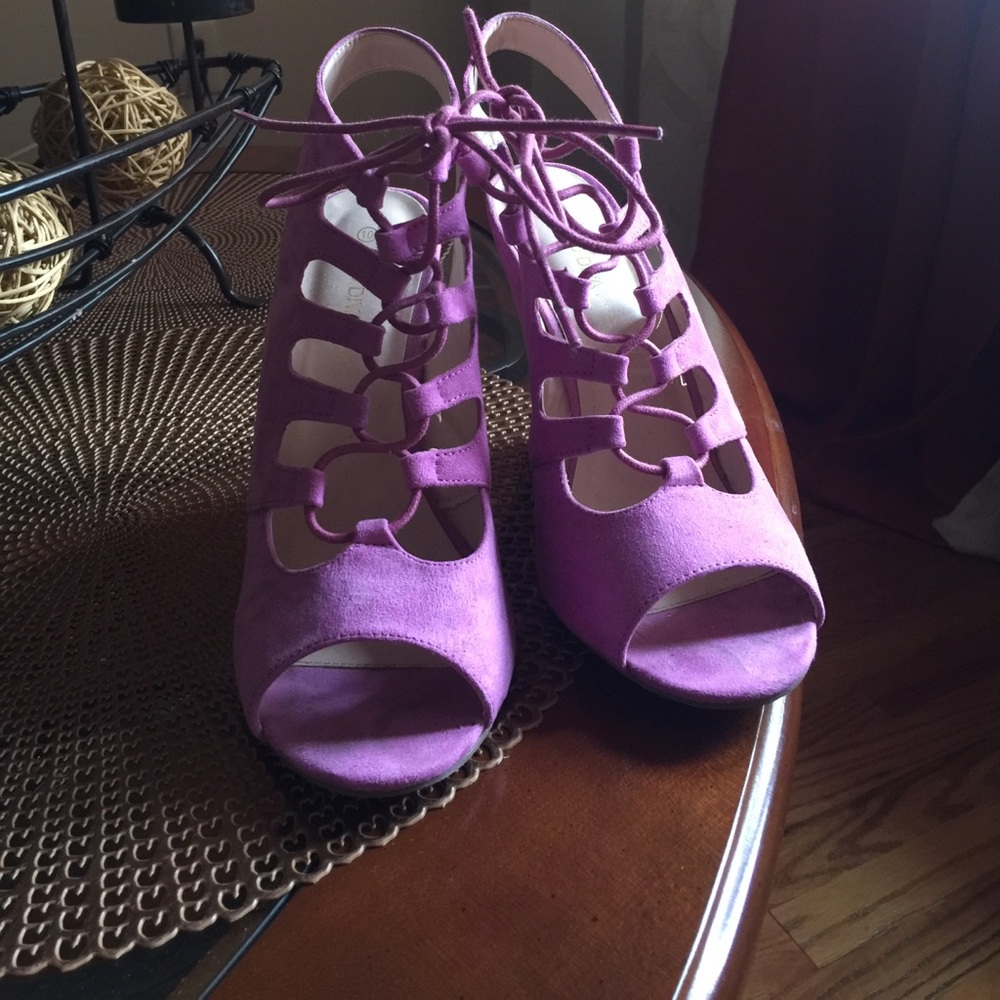 Wild diva wedge