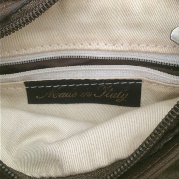 Real Italian  leather purse - Picture 4 of 6