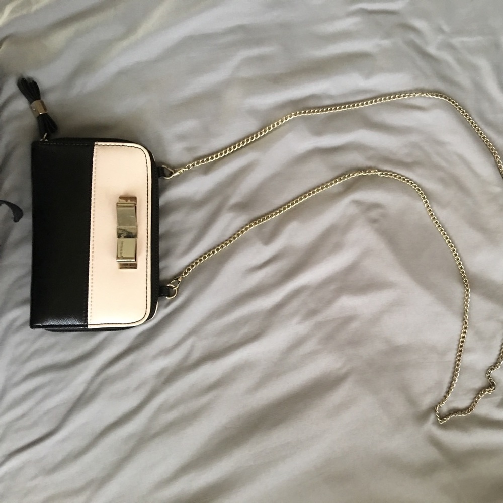 Victoria secret cross body clutch for iPhone 5s