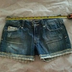 💙 Miss Me Layered Denim Shorts💙 Size runs small!