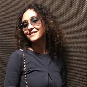 Meet your Posher, Viviane