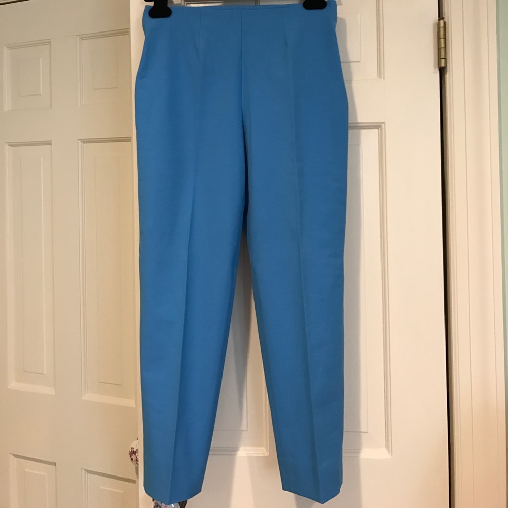 NWT NEVER WORN PIAZZA SEMPIONE blue capri pant