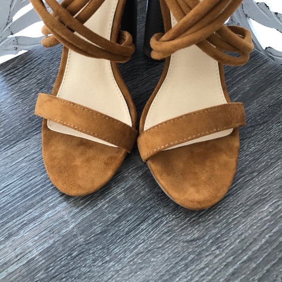 Camel Front Cross Straps High Heels - Picture 3 of 7